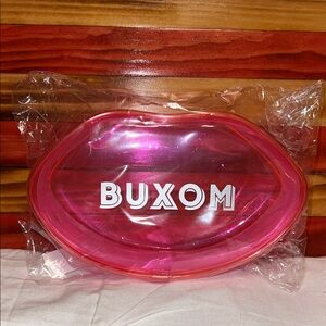 Buxom Hot Pink Lip-Shaped Pouch